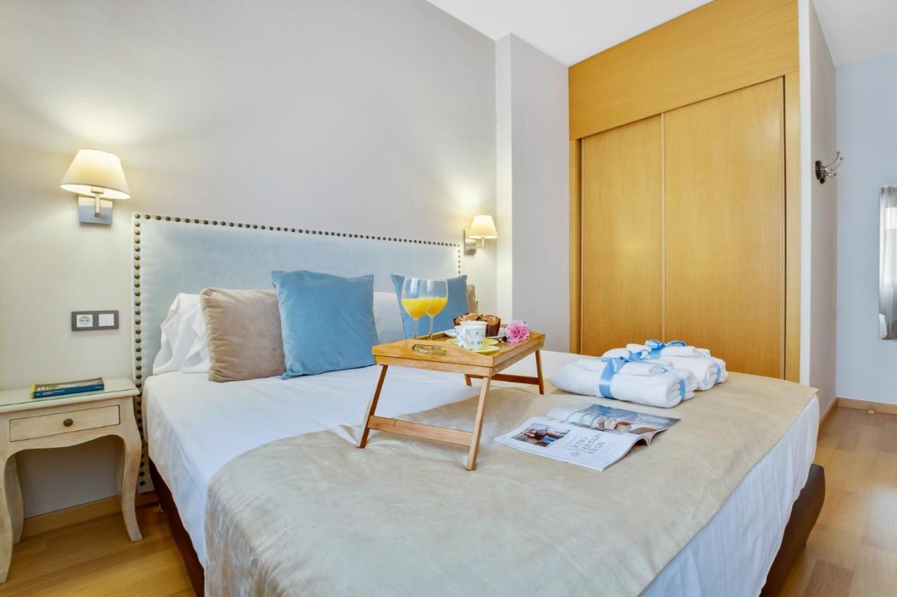 -Malagasunapts-City Centre Terrace Pool Parking Экстерьер фото