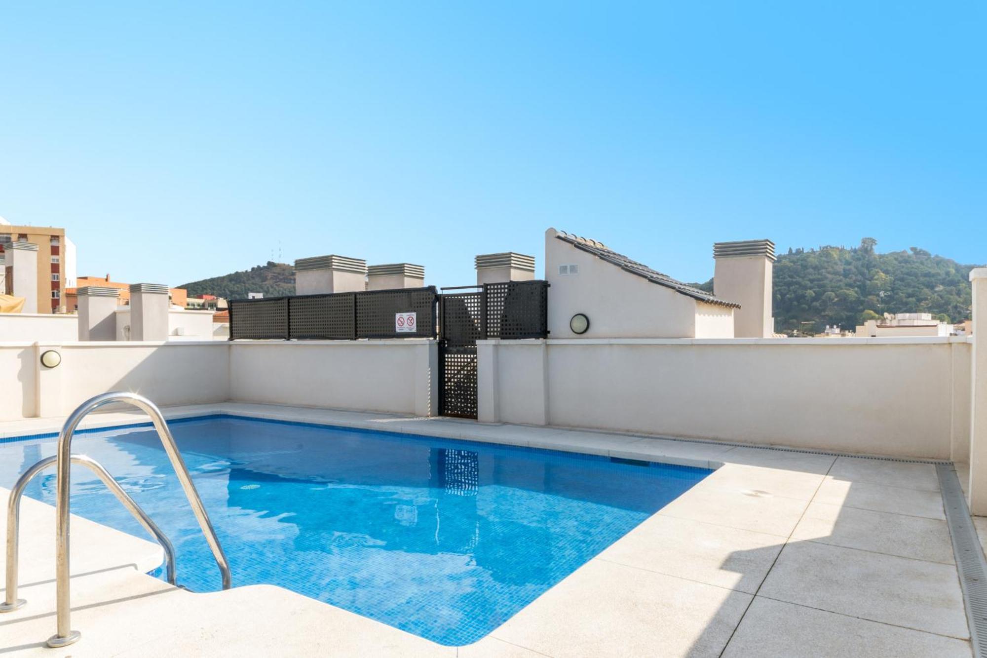 -Malagasunapts-City Centre Terrace Pool Parking Экстерьер фото